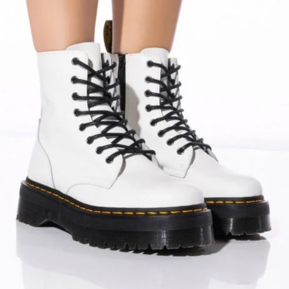 DR MARTENS JADON SMOOTH BOOTIE - Picture 3 of 9